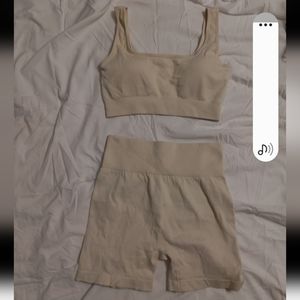 Seamless 2 peice outfit